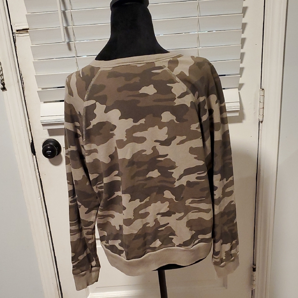 Universal Thread Camouflage Print Sweatshirt - image 6